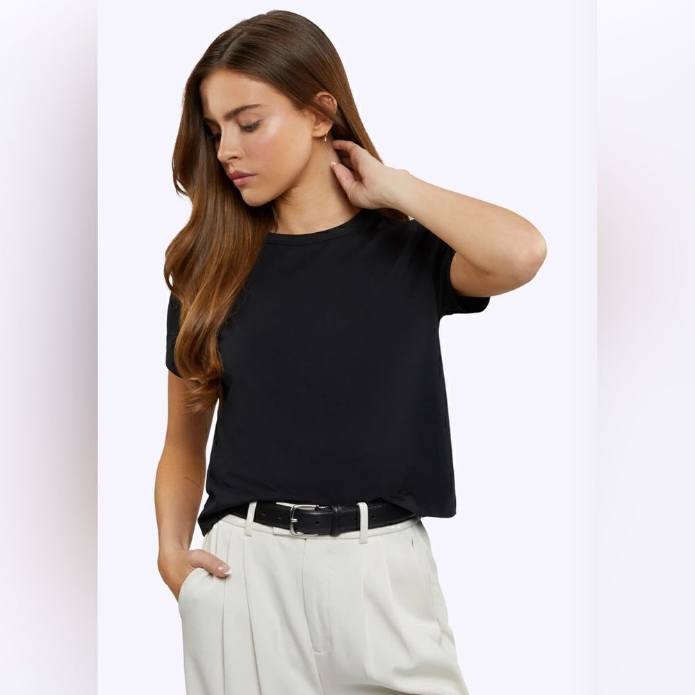 Cuts Clothing women’s Curve-Hem T-Shirt Crew, black X LARGE